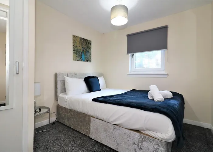 Signature - Shield House Glasgow