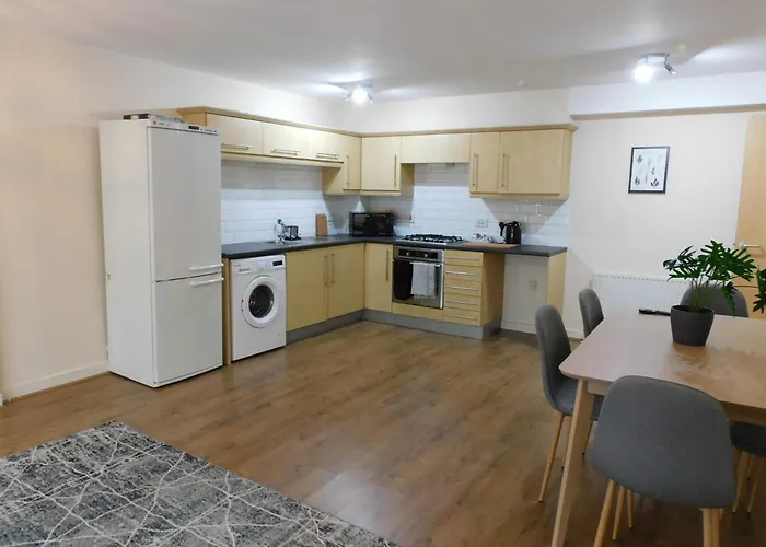 Fabulous 2 Bed 10 Mins From Centre *