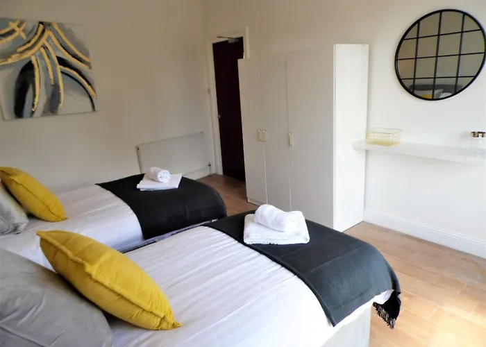 Signature - Langlands House Glasgow