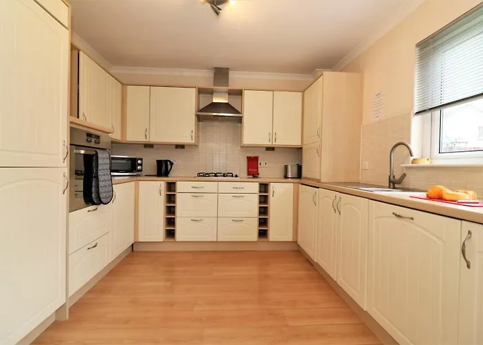 Signature - Angus House * Glasgow