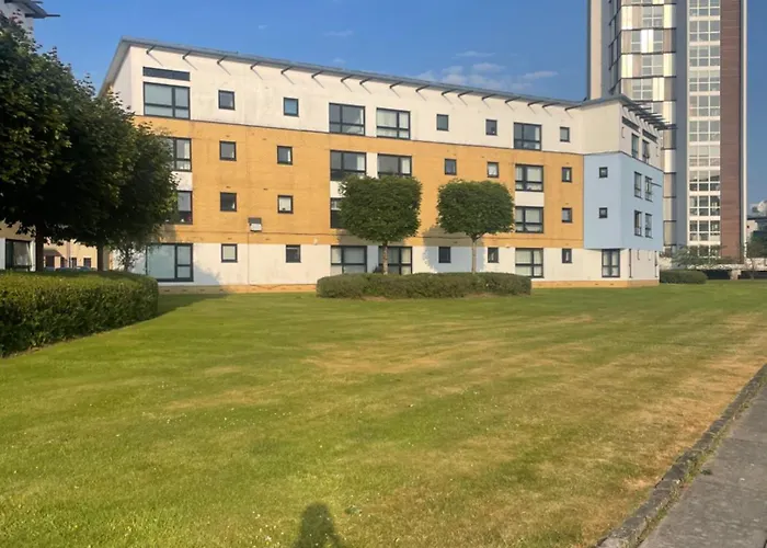 Secc Hydro River View Apartment