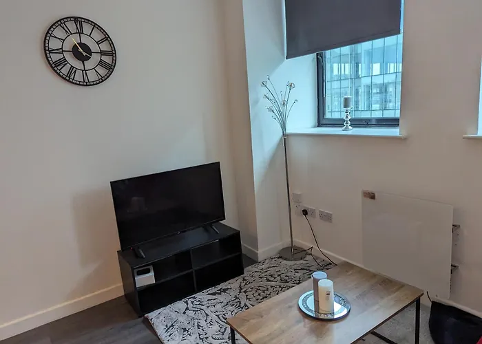 The Pinnacle 4/5 * Glasgow