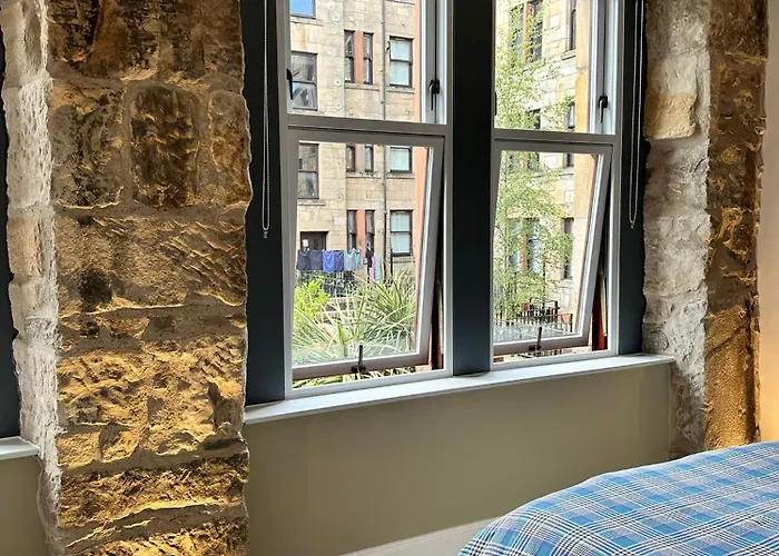 Apartment West End Tenement Glasgow