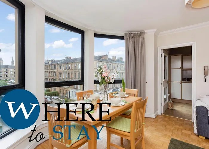 Bright 1 Bedroom Apartment-private Parking