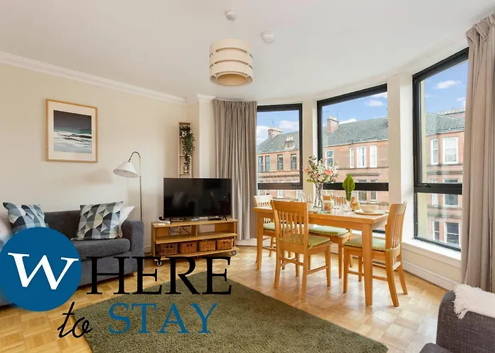 Bright 1 Bedroom Apartment-private Parking Glasgow