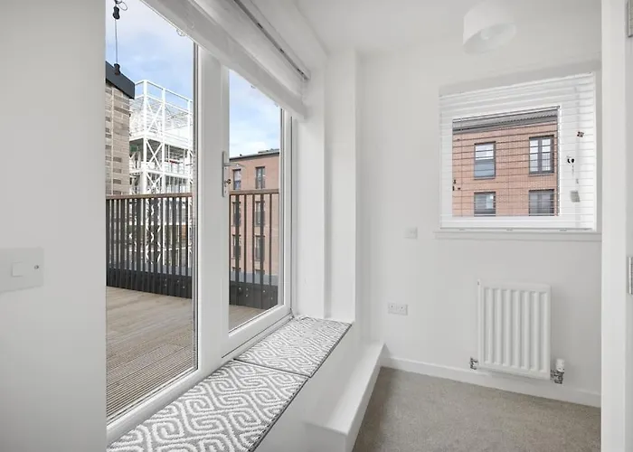 Dunmore Rooftop * 格拉斯哥