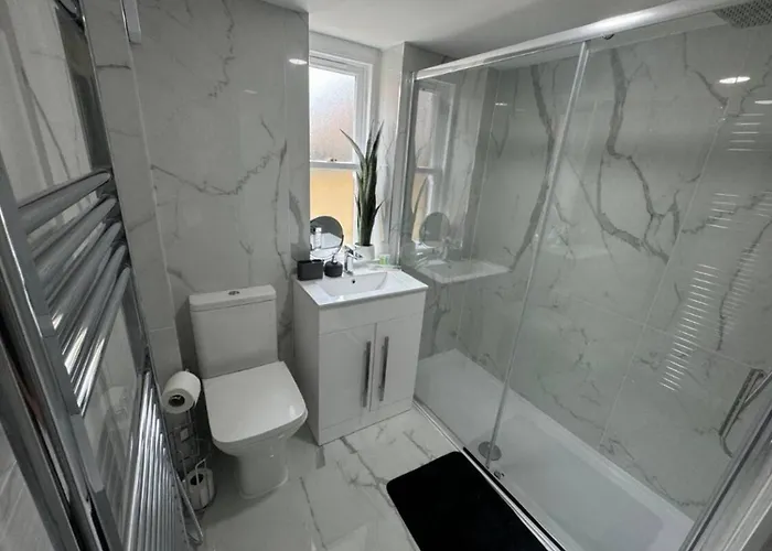 Casa vacanze Paradise - Spacious 3- Bed House