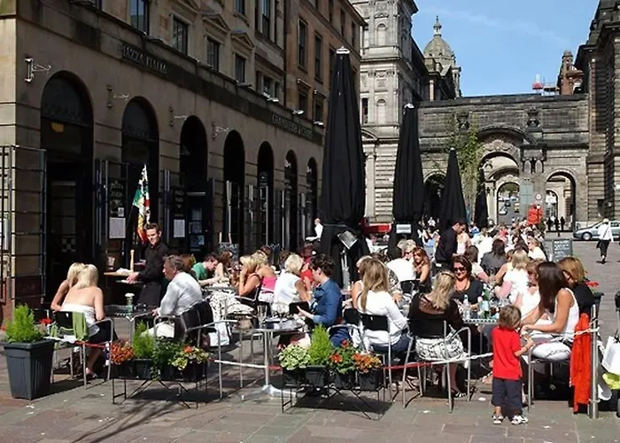 City Centre W Parking & Hyperoptic Wifi *