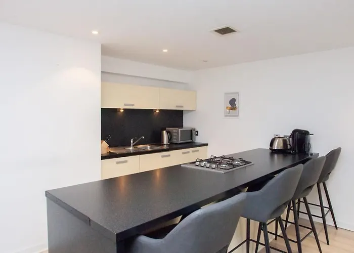 City Centre W Parking & Hyperoptic Wifi Глазго