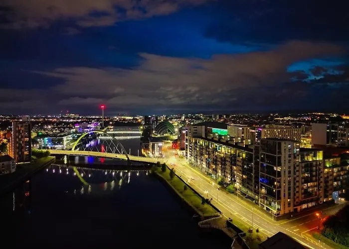Apartman Luxurious Penthouse With Bar At Hydro & Secc Glasgow