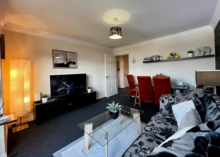 Stylish Modern Flat With Juliet Balcony & Parking Appartement *