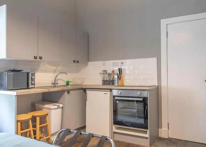 Cosy Palm West End - Pass The Keys *