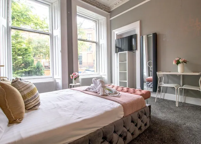 Dream With Loft West End - Pass The Keys Apartman *