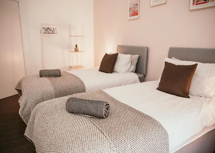 Apartament 4 Beds - Gateway Getaway With Free Parking Glasgow