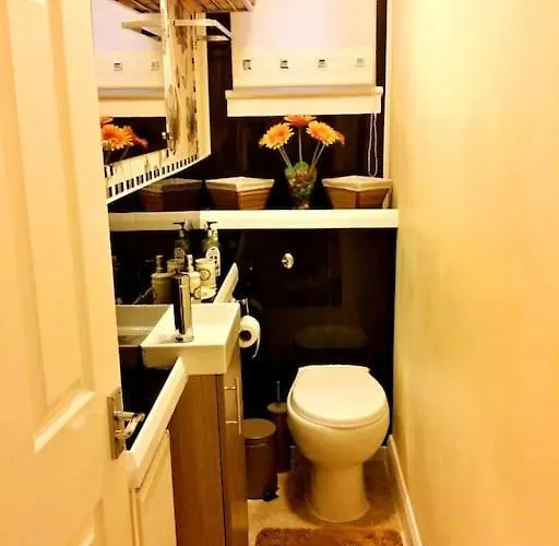 Apartamento 3 Bedroom - Free Parking & Wifi 350mbps Glasgow