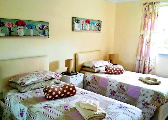 Apartamento 3 Bedroom - Free Parking & Wifi 350mbps *
