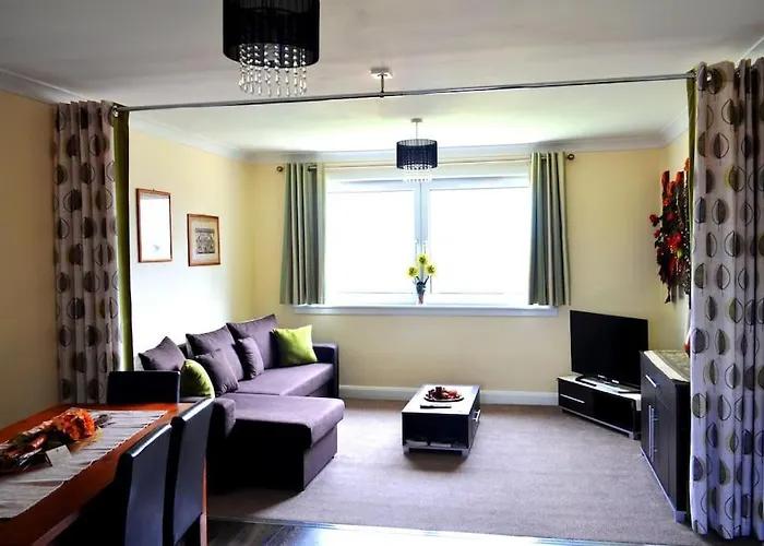 Apartamento 3 Bedroom - Free Parking & Wifi 350mbps