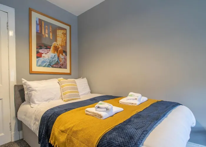 The Blue Nile Hillhead - Pass The Keys Apartment *