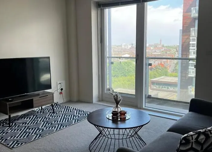 Appartamento At Harbour With Balcony And River View *