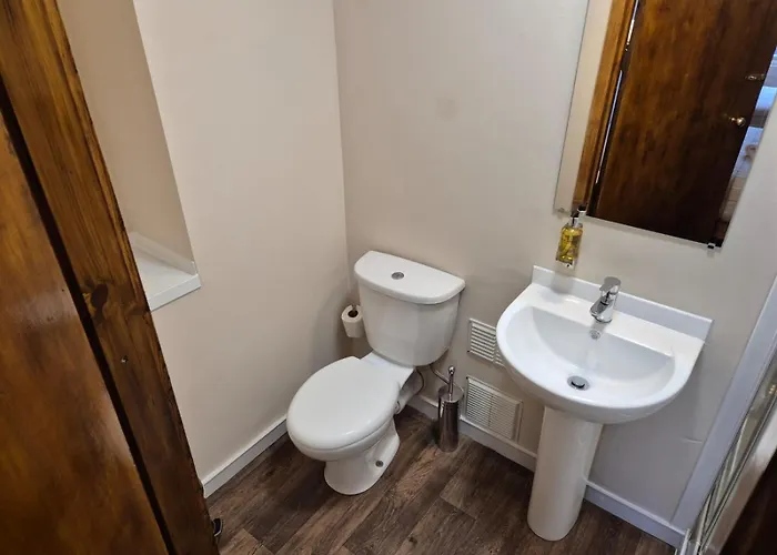 Douglas 3* גלאזגו