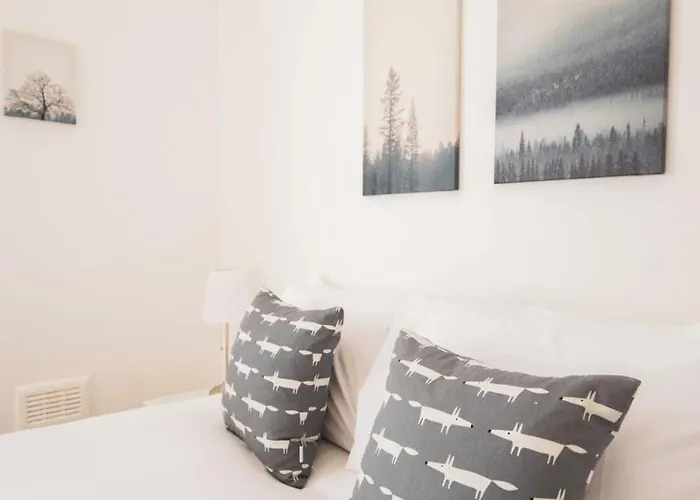 Stunning 3 Bed Flat In The Heart Of The West End Nyaraló *