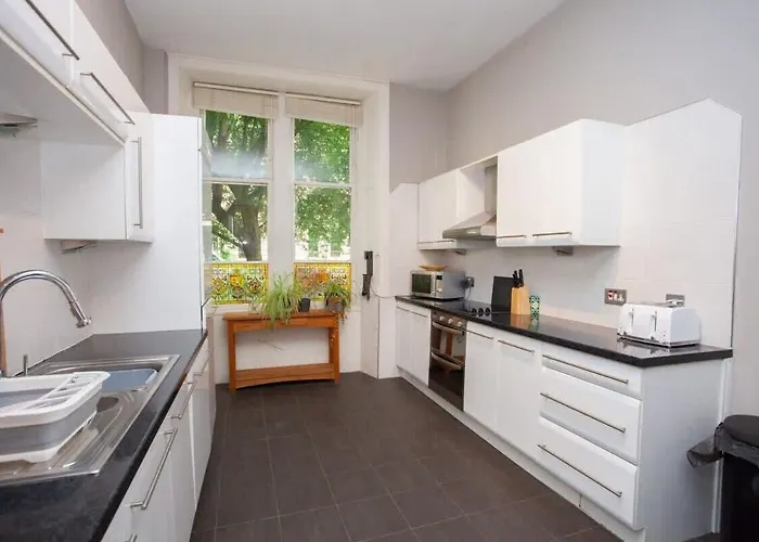 Lovely Flat In Ideal Location