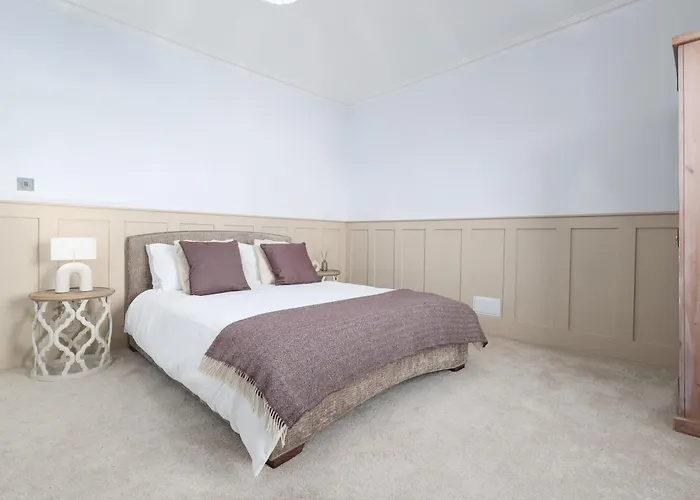 Villa Extravagant 6 Bed Victorian Townhouse With Hot Tub *