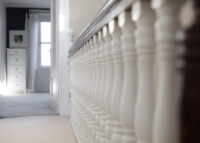 Extravagant 6 Bed Victorian Townhouse With Hot Tub Villa Glasgow