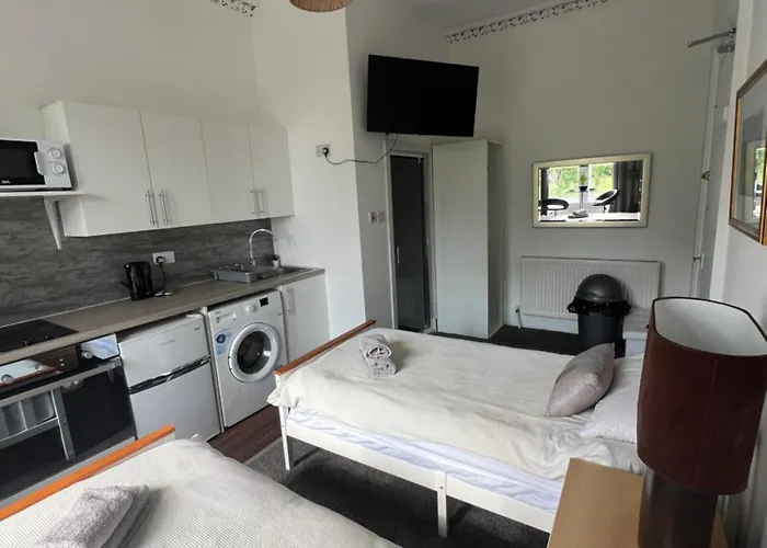 North-west * גלאזגו