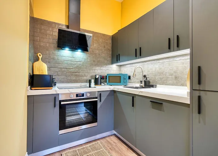 Stunning Station 1 Bed A7 شقة