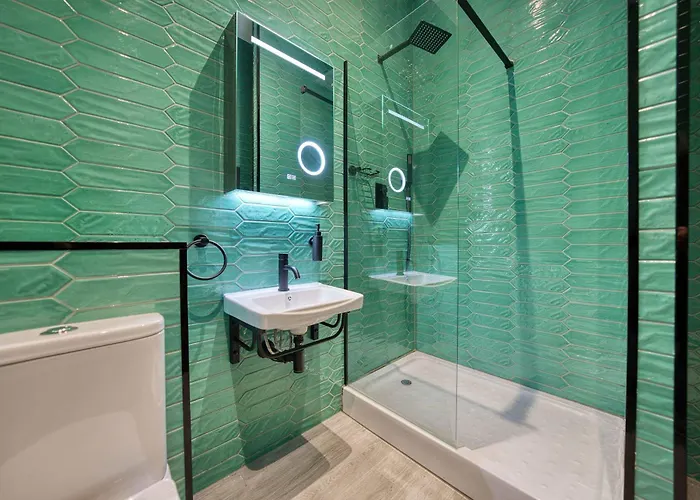 Stunning Station 2 Bed B4