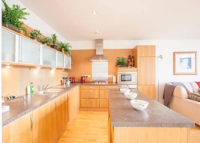 Apartment With River View Next To Hydro *