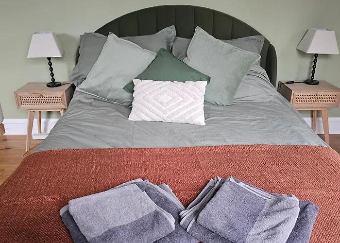 Beautiful Self Contained With Garden Appartement Glasgow