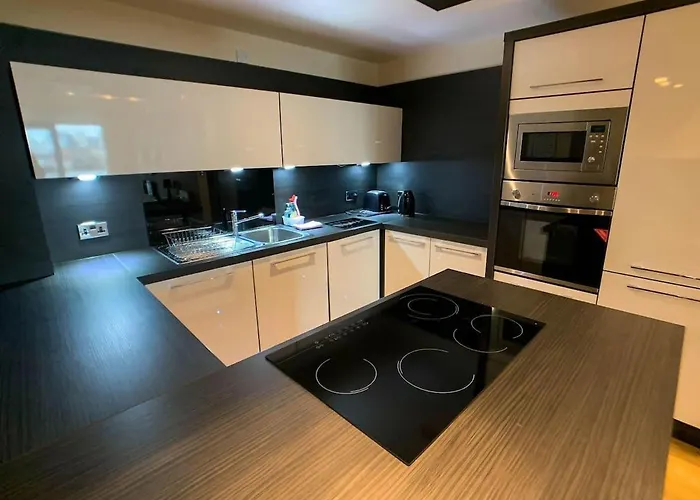 2bd Near Hydro Secc Centre Great Location