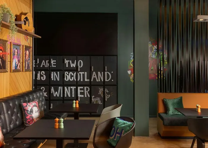 Moxy Merchant 3* Glasgow