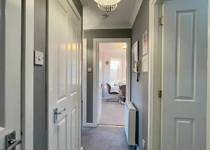 公寓 Chic & Cozy 2-bed Flat In - Free Parking *