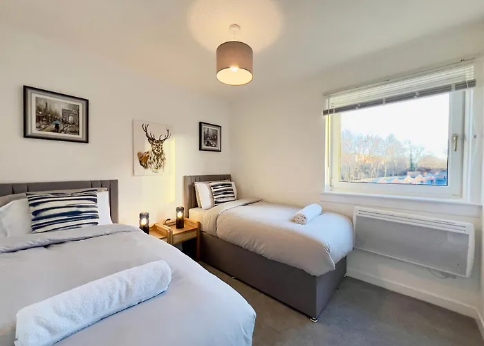 Chic & Cozy 2-bed Flat In - Free Parking 公寓 格拉斯哥