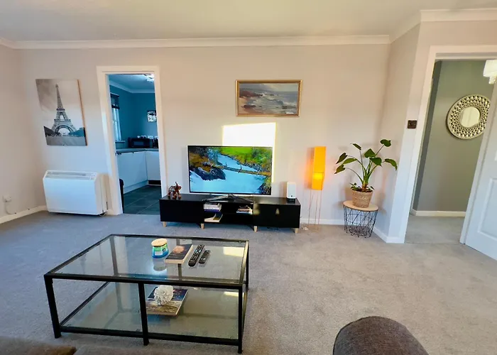 公寓 Chic & Cozy 2-bed Flat In - Free Parking