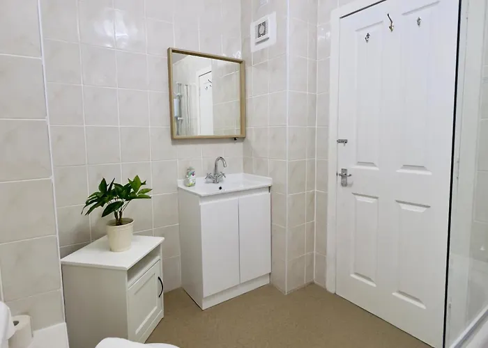 Chic & Cozy 2-bed Flat In - Free Parking 公寓 格拉斯哥