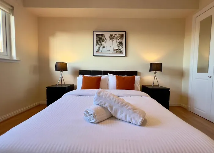 Sleek & Modern 2br - Easy Access To Centre Appartamento