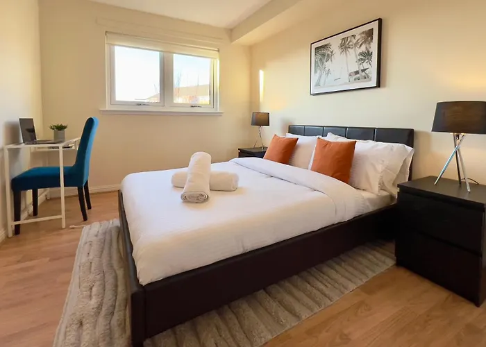 Sleek & Modern 2br - Easy Access To Centre Appartamento Glasgow