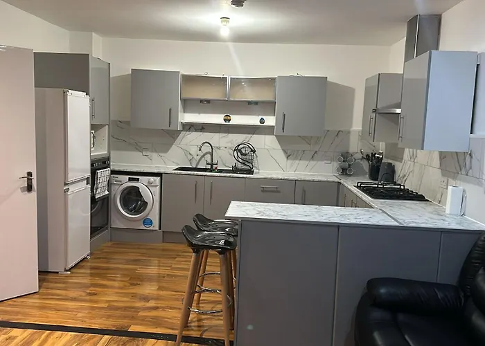 Perfect Near Town Апартаменты Глазго