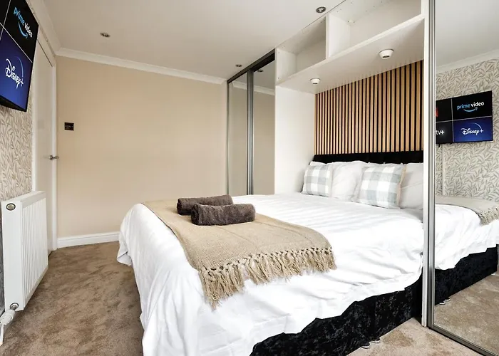 Hébergement de vacances Spacious 3 Bed In With Free Parking *