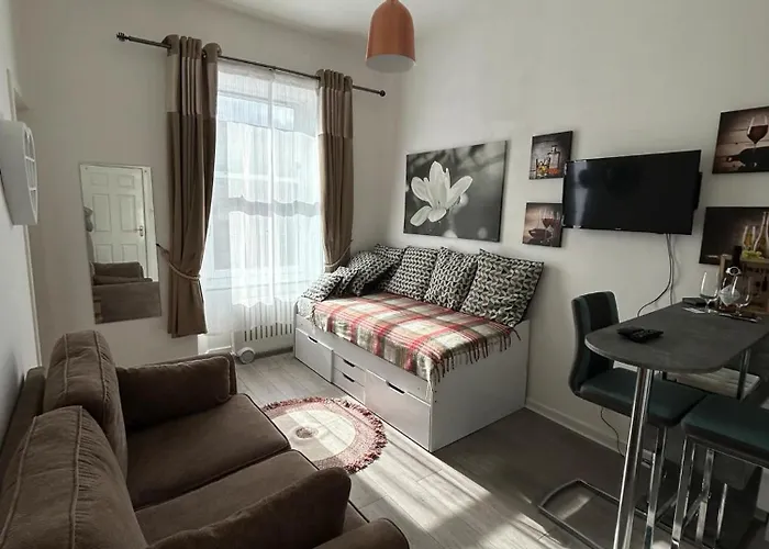 Cozy, Modern Flat In Govan Γλασκώβη