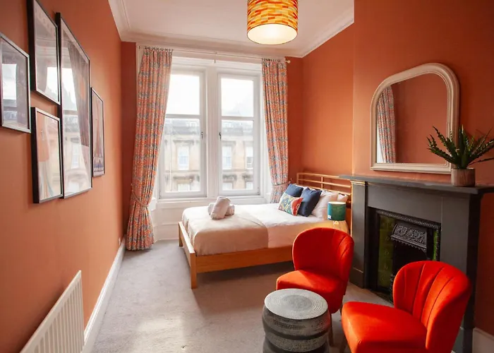 Newly Renovated Flat In Trendy Finnieston *