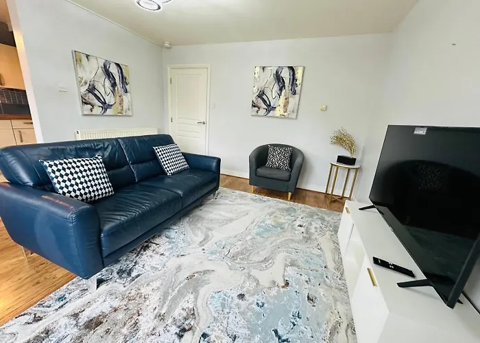 Apartman Modern Economy With King Bed