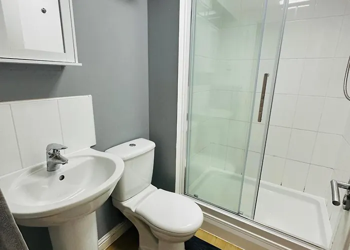 Apartman Modern Economy With King Bed *