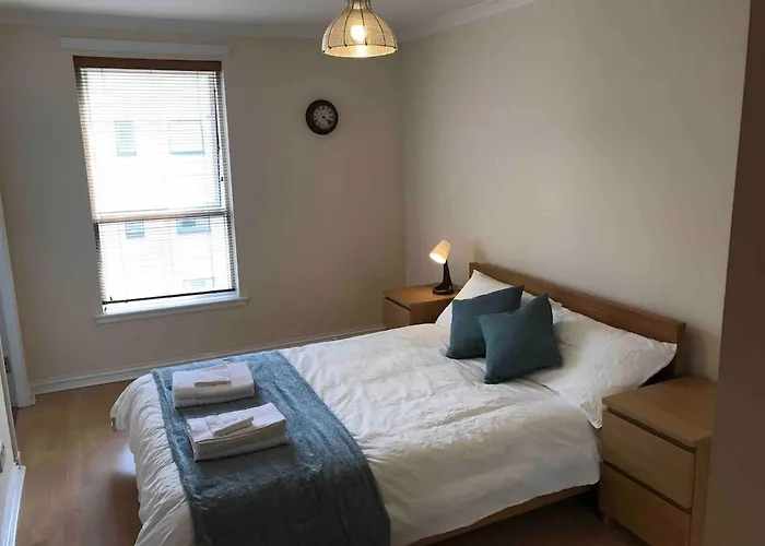Apartman In Heart Of West End- Parking Space- Spacious- Near And Kelvingrove Art Gallery