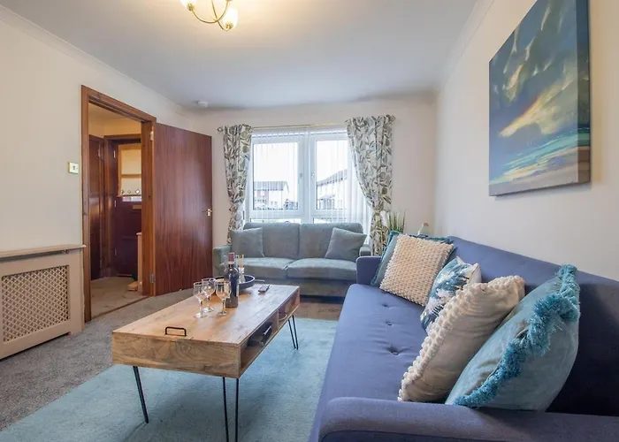 Ideal Contractor 2-bed Near Ferienhaus