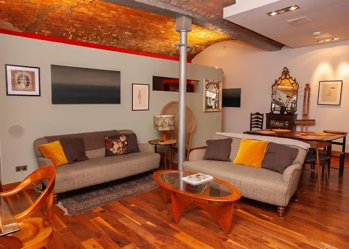 بيت للعطل Unique House In Park District *